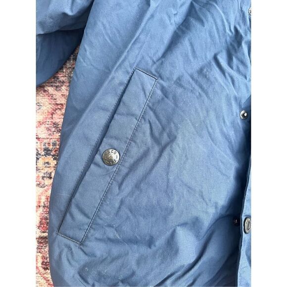 Levi’s puffer jacket  - Picture 5 of 11